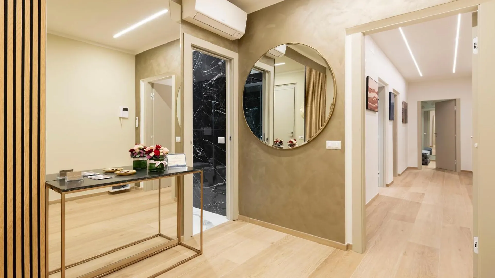 Heart Milan Apartments San Sepolcro Duomo Italy