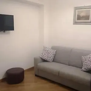  Apartament Bocconi